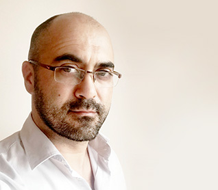 ANDRÉ CARRILHO