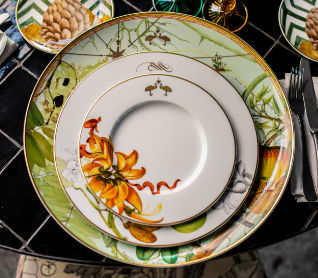 UMA COLEÇÃO FEITA COM MUITO CORAÇÃO