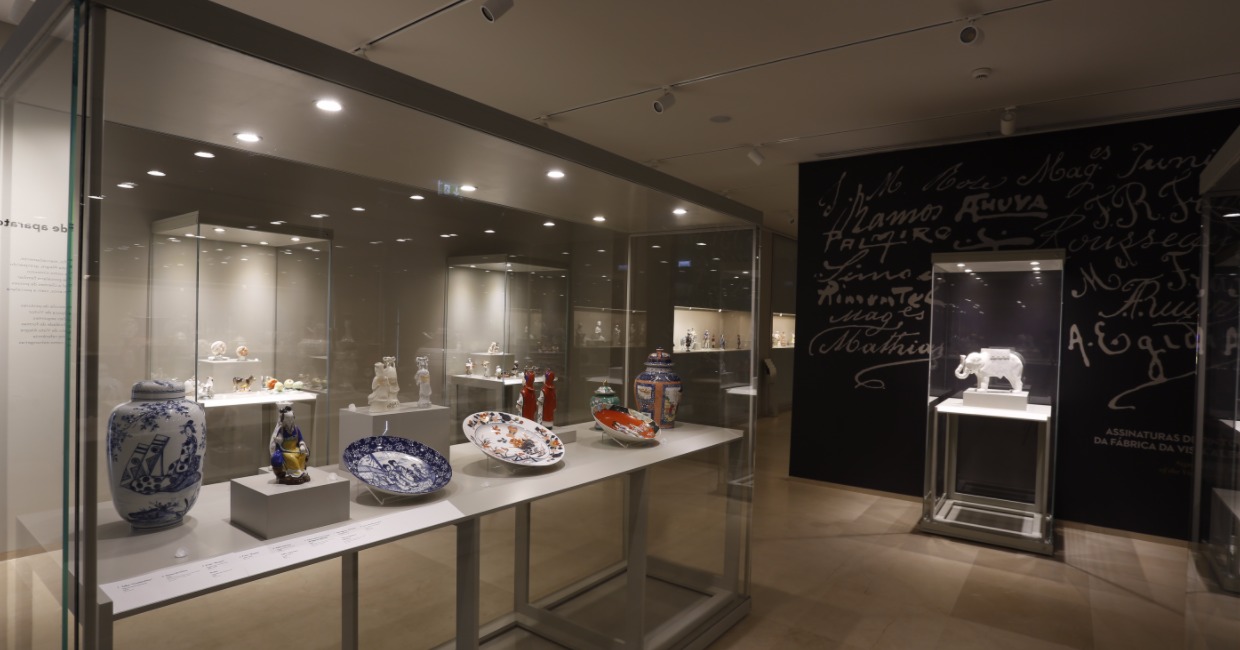 A Porcelana Clássica de Aparato Exposição Permanente do Museu Vista Alegre